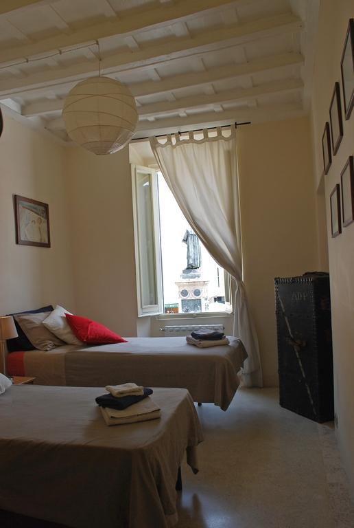 Appartamento Piazza Farnese Rom Rum bild